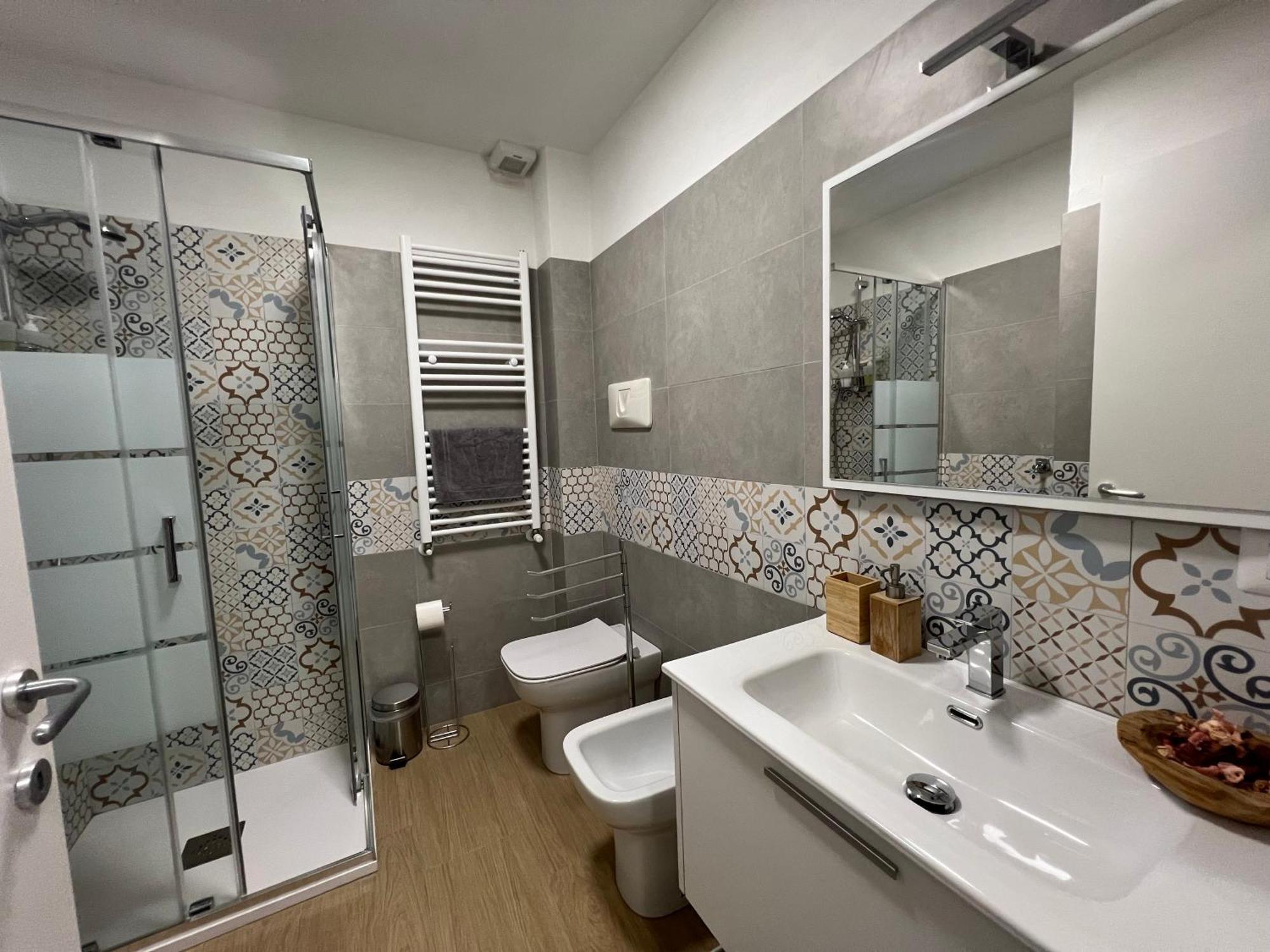 La Casa Di Lidia - Bocconi Appartement Milaan Buitenkant foto